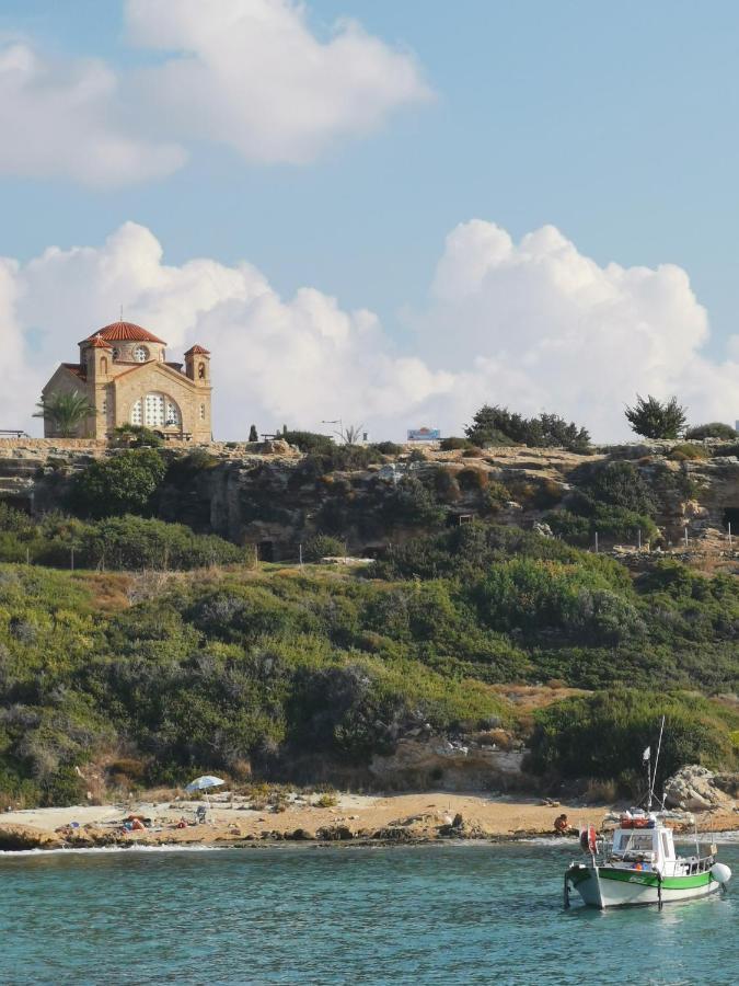 103 Regina Gardens Leilighet Paphos Eksteriør bilde