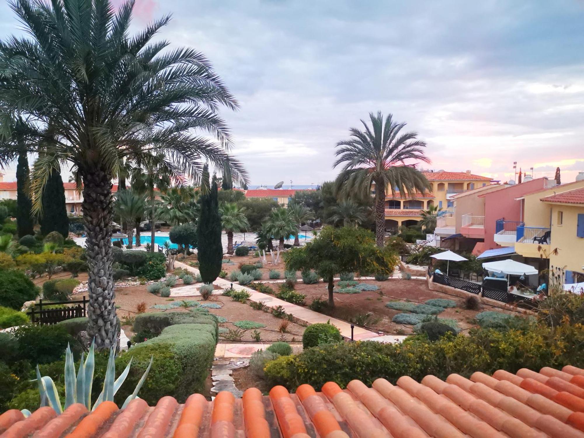 103 Regina Gardens Leilighet Paphos Eksteriør bilde