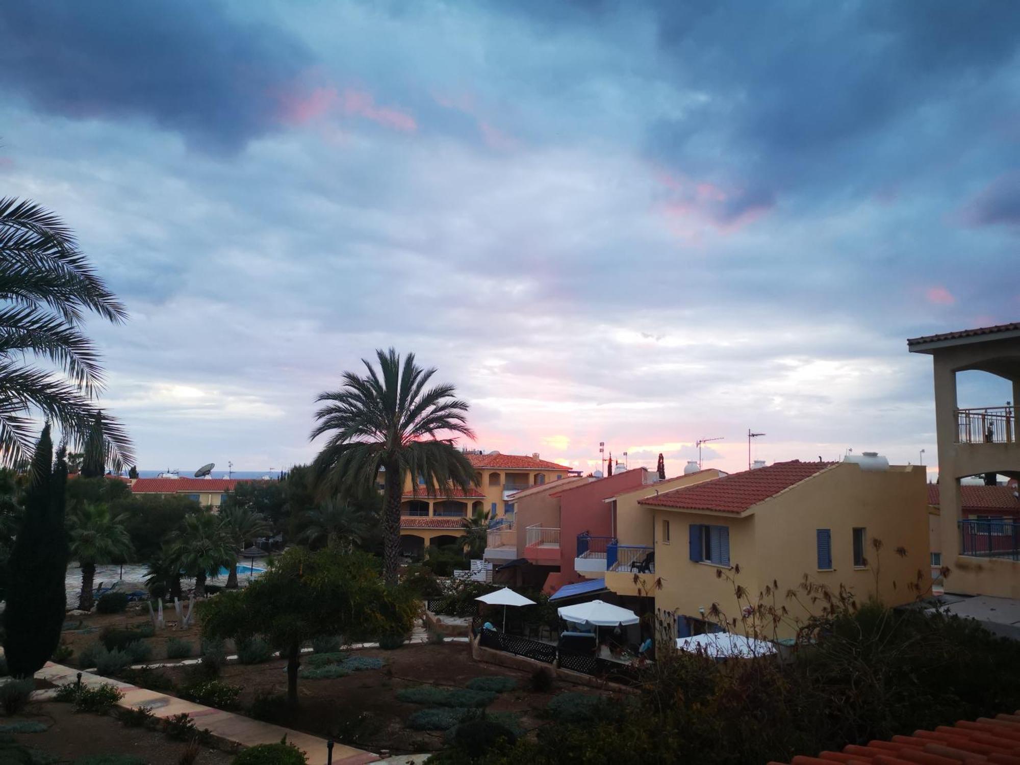 103 Regina Gardens Leilighet Paphos Eksteriør bilde